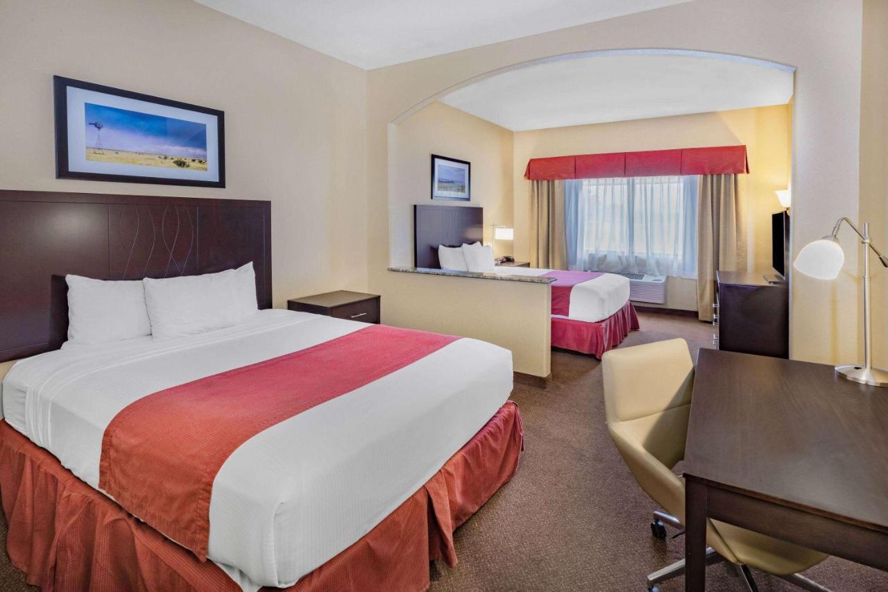 เบย์มอนต์ บาย วินด์แฮม เควโร Hotel Cuero ภายนอก รูปภาพ