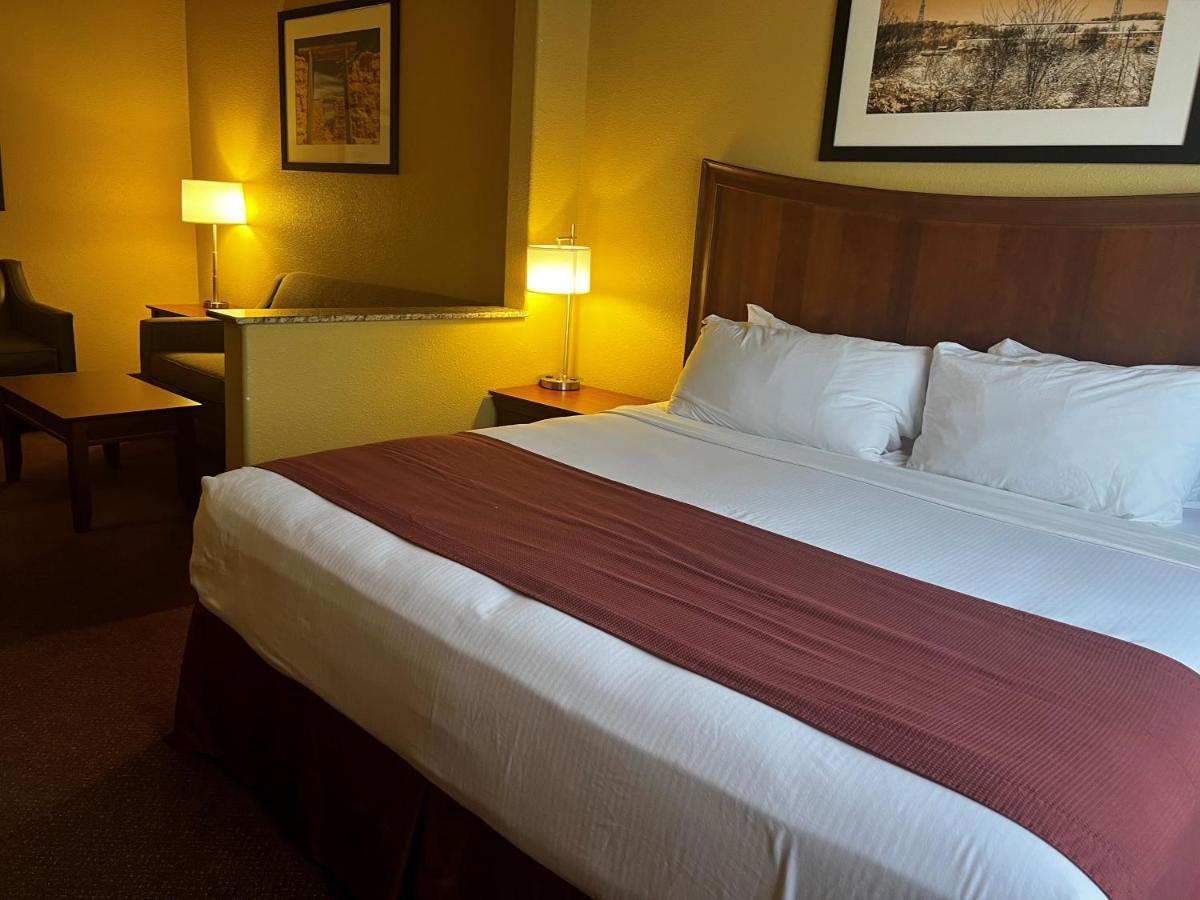 เบย์มอนต์ บาย วินด์แฮม เควโร Hotel Cuero ภายนอก รูปภาพ